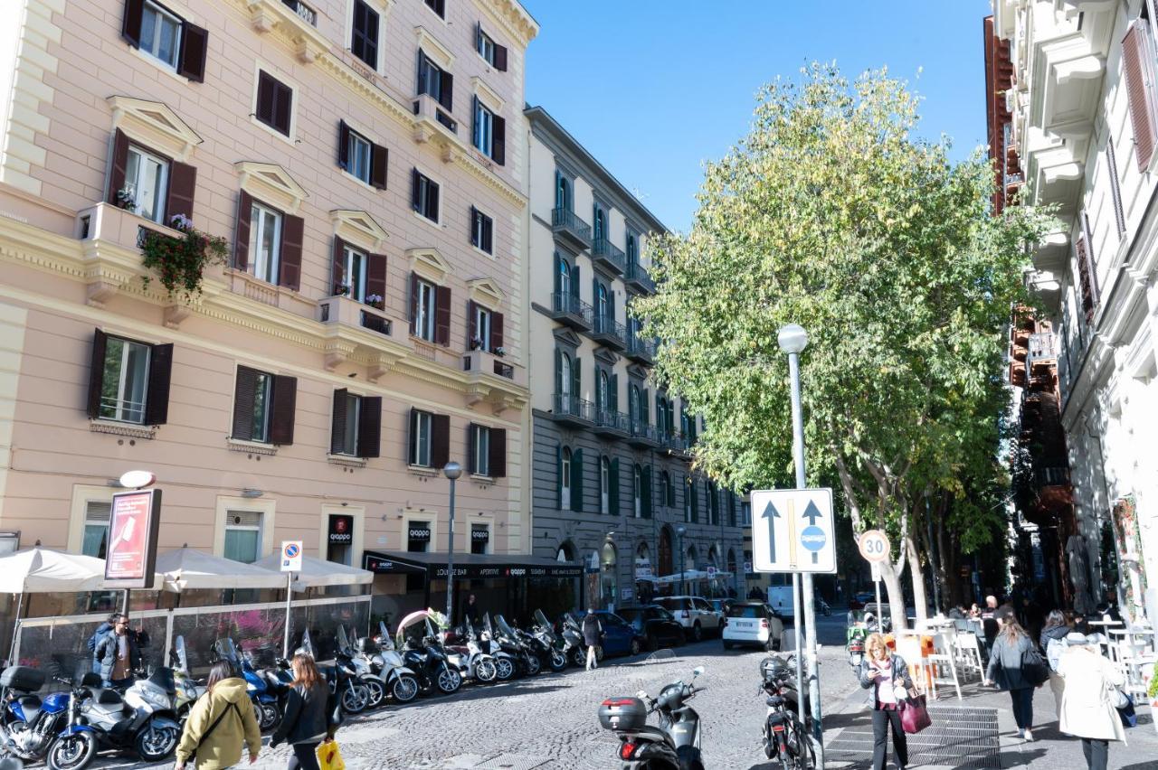 Hotel Bernini House Neapel Exterior foto