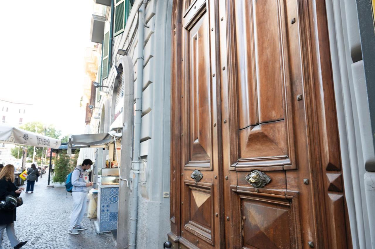 Hotel Bernini House Neapel Exterior foto