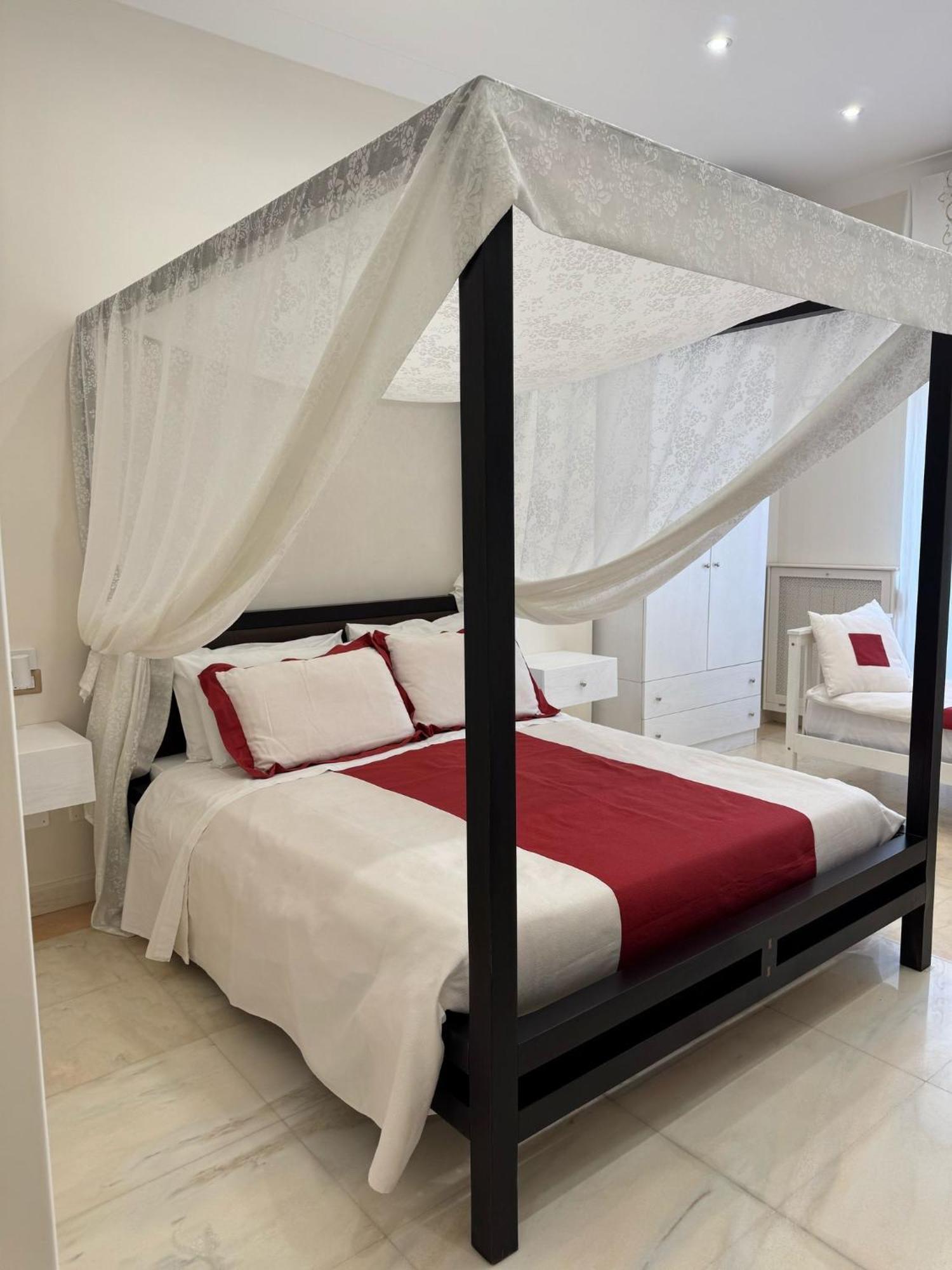Hotel Bernini House Neapel Exterior foto